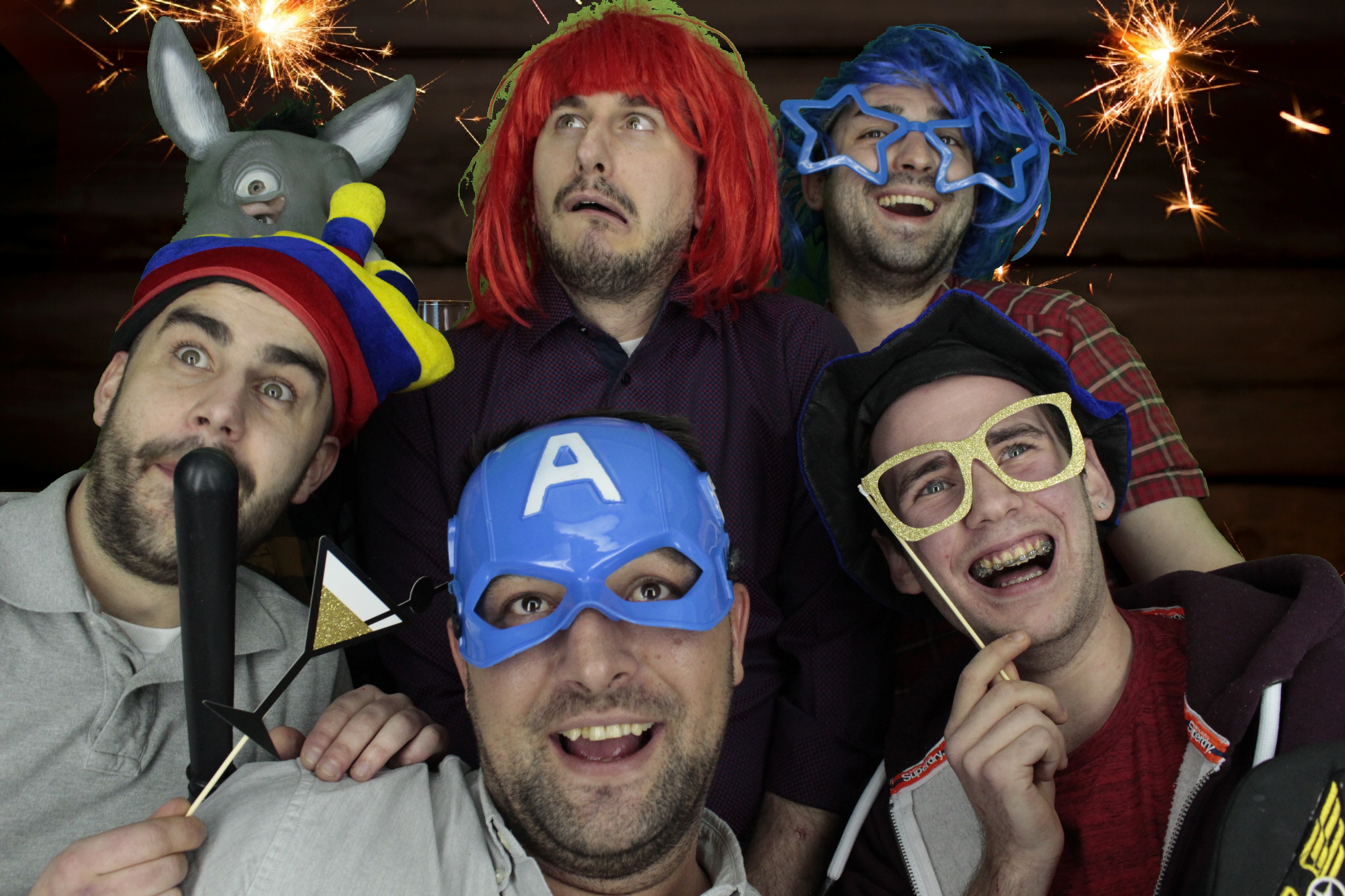New Years Eve Party Silvermere | View more photos from the event at gallery.myphotoboothexperience.co.uk/u/MyPhotoBoothExperienceLtd/New-Years-Eve-Party-Silvermere